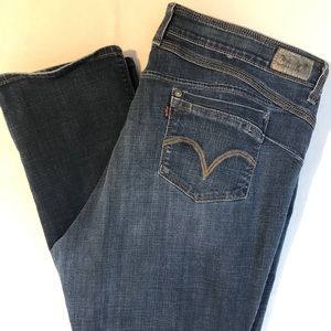 22W Levi Jeans
